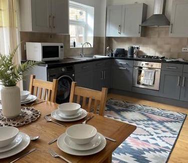 Hitchin House | Stylish 3 Bed House Hitchin