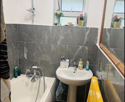High Wycombe House | Stylish 3BR Home in High Wycombe