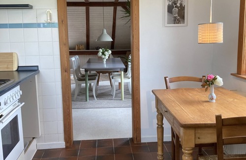 Luechow Apartment | Stylish and bright apartment in a listed half-timbered house with a large garden