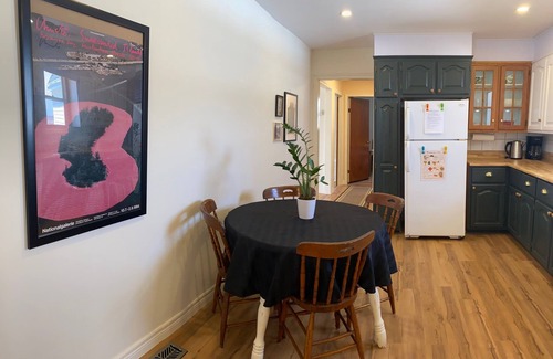 Warren Grove House | Stylish and charming place to relax, central to many of PEI’s best attractions.