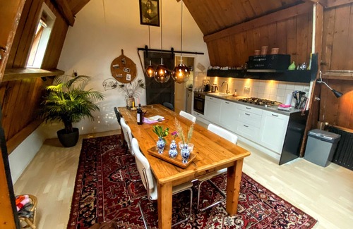Bergen Apartment | Stylish and Spacious Apartment with Sunny Rooftop Terrace In the Heart of Bergen