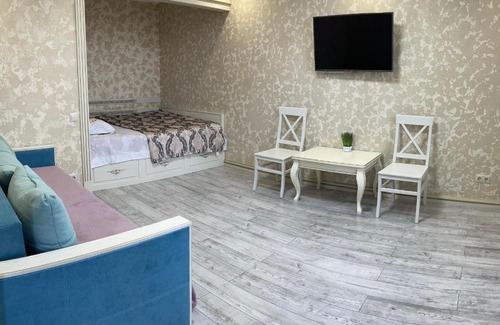 Zarichnyi District Apartment | Stylish apartment