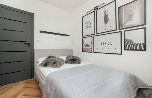Lodz Apartment | Stylish Apartment with Air Condtioning Łódź by Renters Prestige