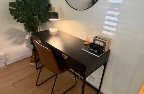 East Melbourne Apartment | Stylish Art Deco on the Park