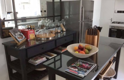 Voelklip House | Stylish beach house cottage in perfect location with private pool (2- 6 people)