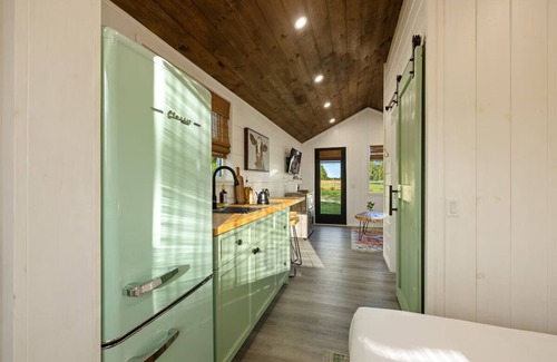 Lake City Cabin | Stylish Cabin - Nearby Springs