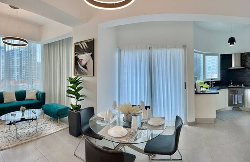 Downtown Santo Domingo Apartment | Stylish, City Center Upscale Condo, Cozy, Full AC, Rooftop Terrace, Great Views
