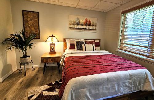 Old Town Apartment | Stylish Guest Suite - Close to Orono and Bangor!