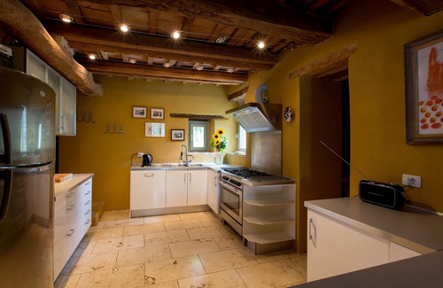 Castelplanio Villa | Stylish Hilltop Villa 🌿 Pool, Views & Vineyard Charm, 5-min Walk to Village