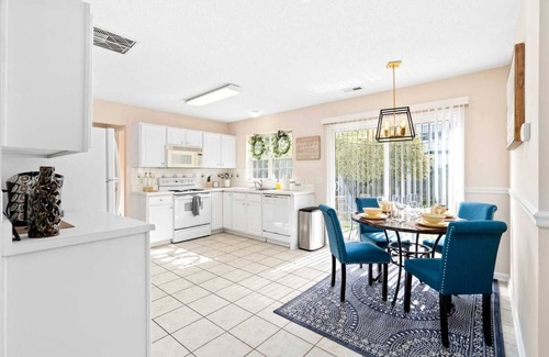 Fuquay-Varina House | Stylish Home Pet-Friendly 3BR 3BA Private Fence Backyard