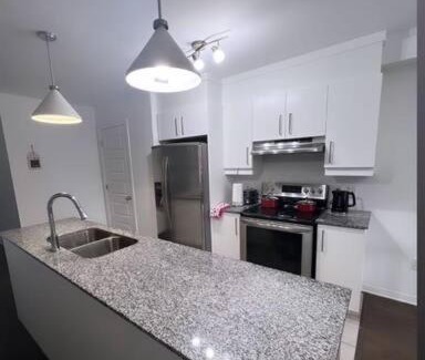 Aylmer Apartment | Stylish Luxe Space with Free Parking