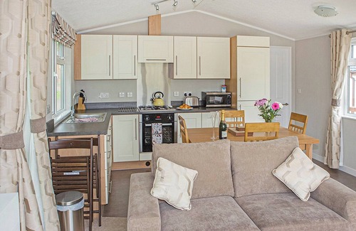 Halfway House Ski Chalet | Stylish luxury lodge.