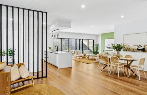 Highton House | Stylish Modern Getaway Geelong