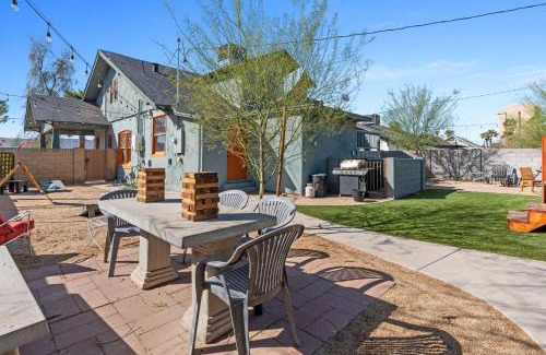 Governmental Mall House | Stylish NEW Home -6 Beds- Near DT & PHX Airport
