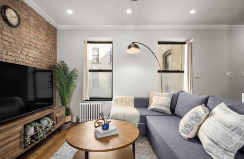 East Harlem Apartment | Stylish NYC Retreat Near Top Attractions