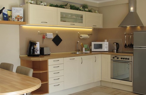 Delliehausen Apartment | Stylish oasis of well-being with a terrace and garden right next to the forest