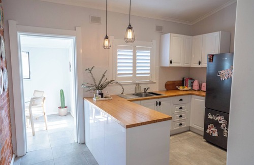 Torrensville House | Stylish Retreat with Pool – 5 Mins to CBD, Beach & Airport!