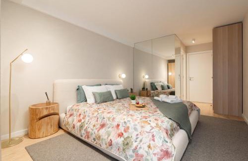 Leixões Apartment | Stylish & Spacious Flat near the Beach by HostWise
