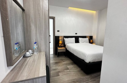 Yeka Bed & Breakfast | Stylish Stay + breakfast 403