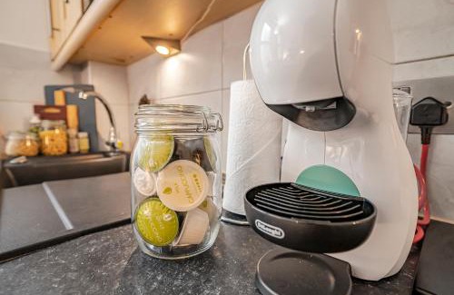 Barbican Apartment | Stylish Studio in Barbican - Prime City Location