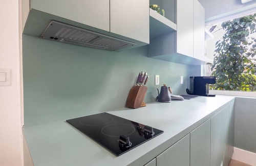 El Portal Apartment | Stylish Studio in El Portal #6
