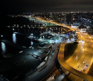 Zeytinburnu Apartment | Stylish Suite with Great View