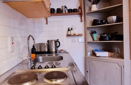 Nailsworth Apartment | Stylish Town Centre Apartments