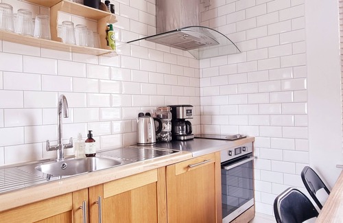 Nailsworth Apartment | Stylish Town Centre Apartments
