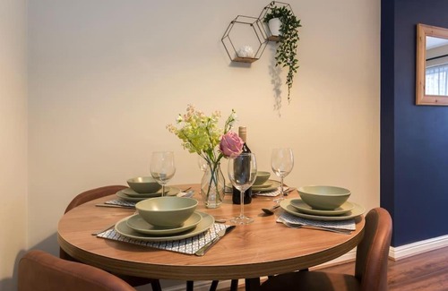 Sheffield Apartment | Stylish two bedroom home SHEFFIELD