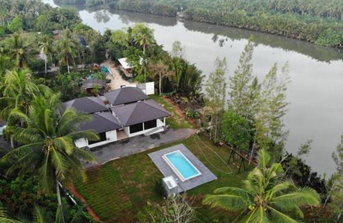 Ban Pa Yang Villa | Suan Son Villa Koh Sa Nher สวนสนธิ์วิลล่า เกาะเสนอ SHA