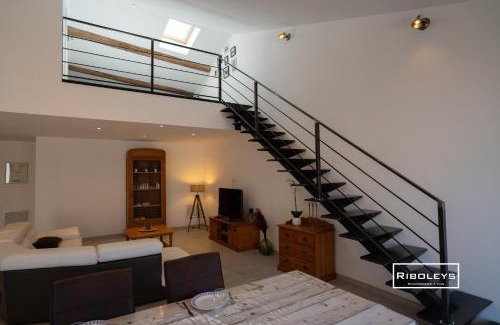 Vias Villa | Sublime Loft de 130m climatisé au calme