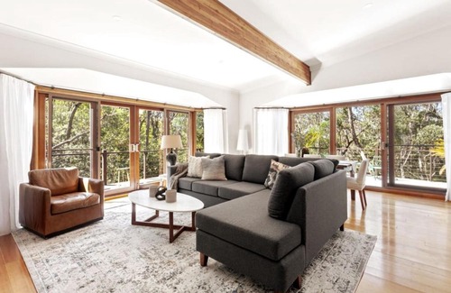Leura House | Sublime Mountains Escape - Luxury and Serenity