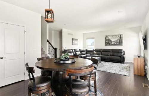 McKinney House | Suburban Stay