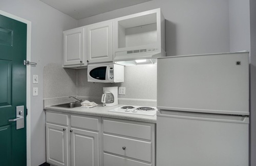 Lamar Heights Area Hotel | Suburban Studios Denver Central-Arvada