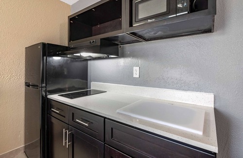 Lafayette Hotel | Suburban Studios Lafayette