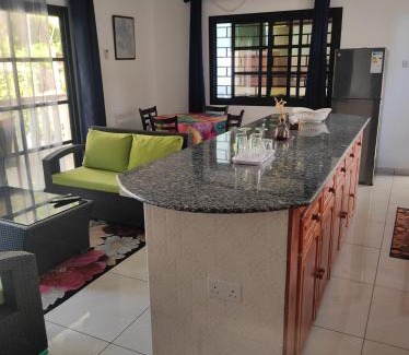 Seychelles Apartment | Sue-etoile self catering