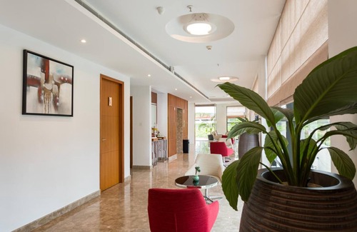 Kumbalam Hotel | Sugar Business Hotel