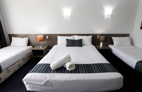 Bundaberg West Hotel | Sugar Country Motor Inn