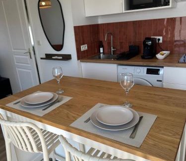 La Verpilliere Apartment | Suite Ô Maé Village des Marques Chesnes