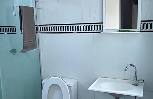 Cachoeirinha Apartment | Suite 2 · Suíte Confortável 1 Casal+2 Solteiro+1 Auxiliar II