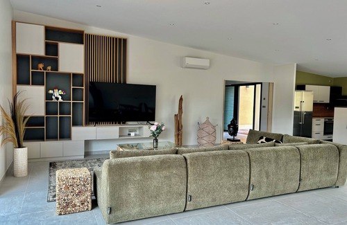 Solesmes Apartment | Suite Avec Jaccuzi Privé à 45km du Mans