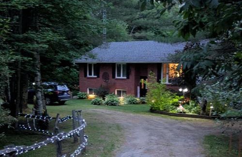 L'Amable Bed & Breakfast | Suite in the Bush-Private Apartment