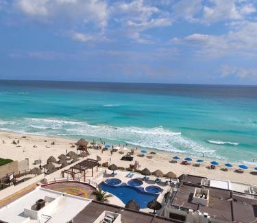 La Isla Villa | SUITE Villas Marlin 777