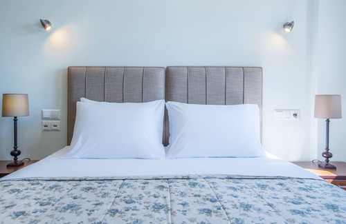 Zalongo Bed & Breakfast | Suite with Sea View, Preveza