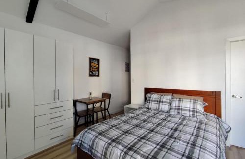 Quito Apartment | Suites & Estudios Inglaterra II