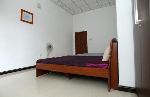 Anuradhapura Apartment | Sujee's Guest House with Two Bed Rooms