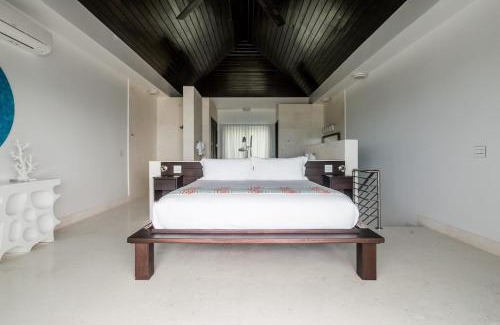 Ocean Point Villa | SulMare at Taylor Bay Luxury villas