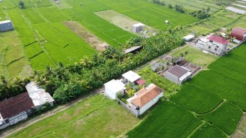 Mendoyo House | Sumbul View Surfcamp