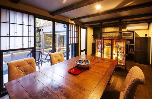 Hida Takayama Onsen House | Sumiya Hagakure Terrace and openair bath overlo/Takayama Gifu
