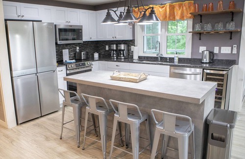 Cape Porpoise House | Summer 25 sold out. ONLY 1 wk left in summer 2026! 25&26 off season- AVAILABLE!